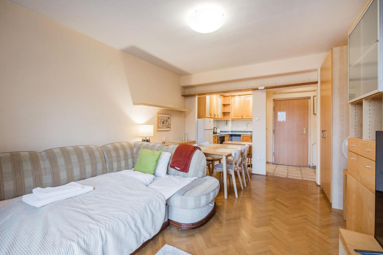 Citadel Manor Apartment Budapest Exterior foto
